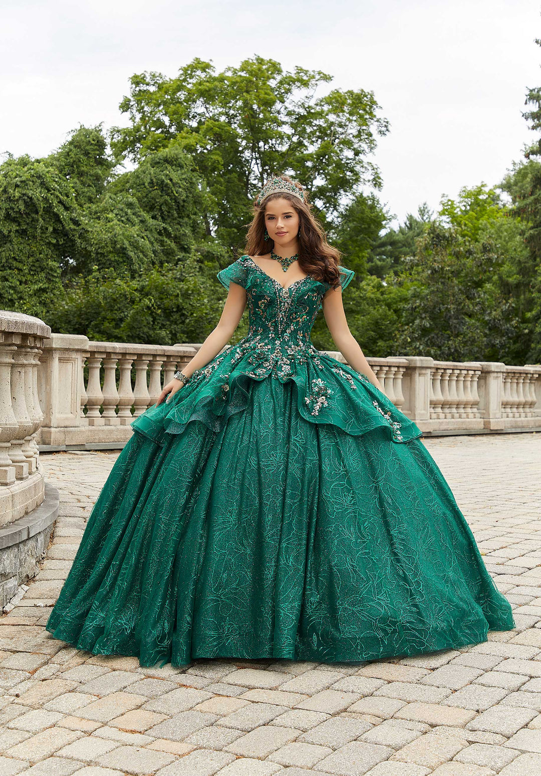 MORILEE #89412 EMERALD/GOLD Contrasting Three-Dimensional Appliqud Qu   PROM BAE